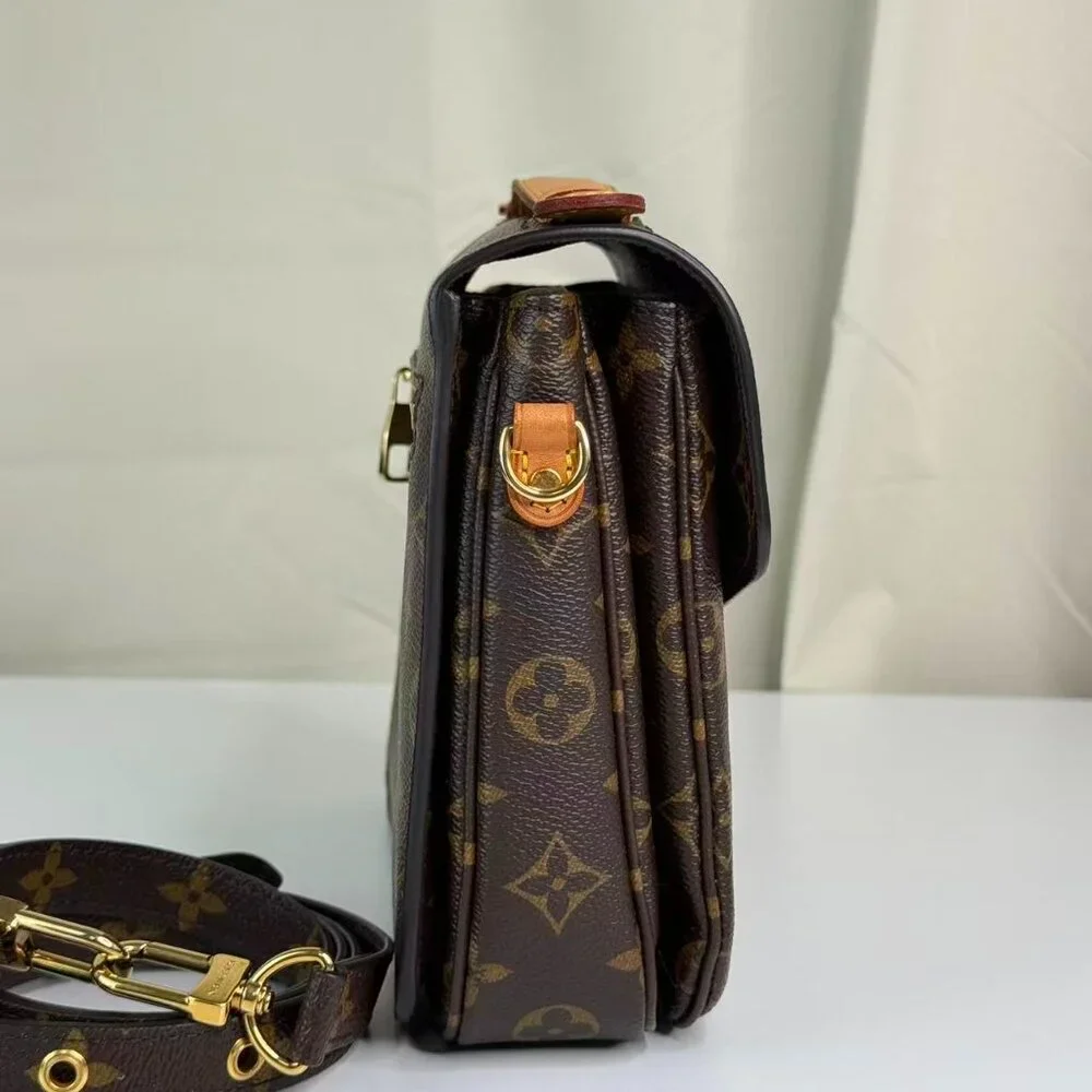 Louis Vuitton Monogram Canvas Metis Shoulder Bag Crossbody Style